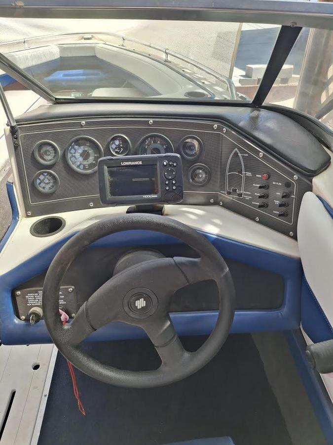 Used 1993 19' Seaswirl Powerboat