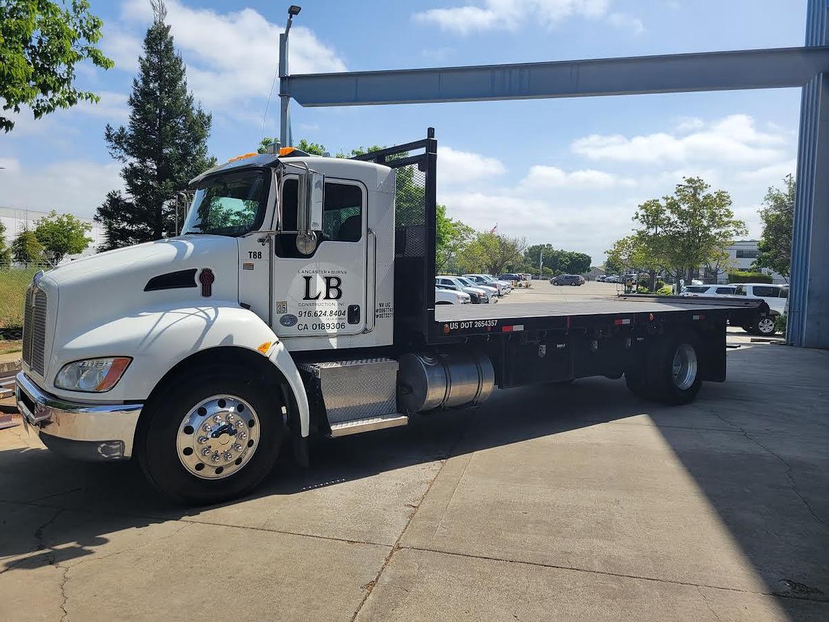 Used 2016 Kenworth T370 Flatbed