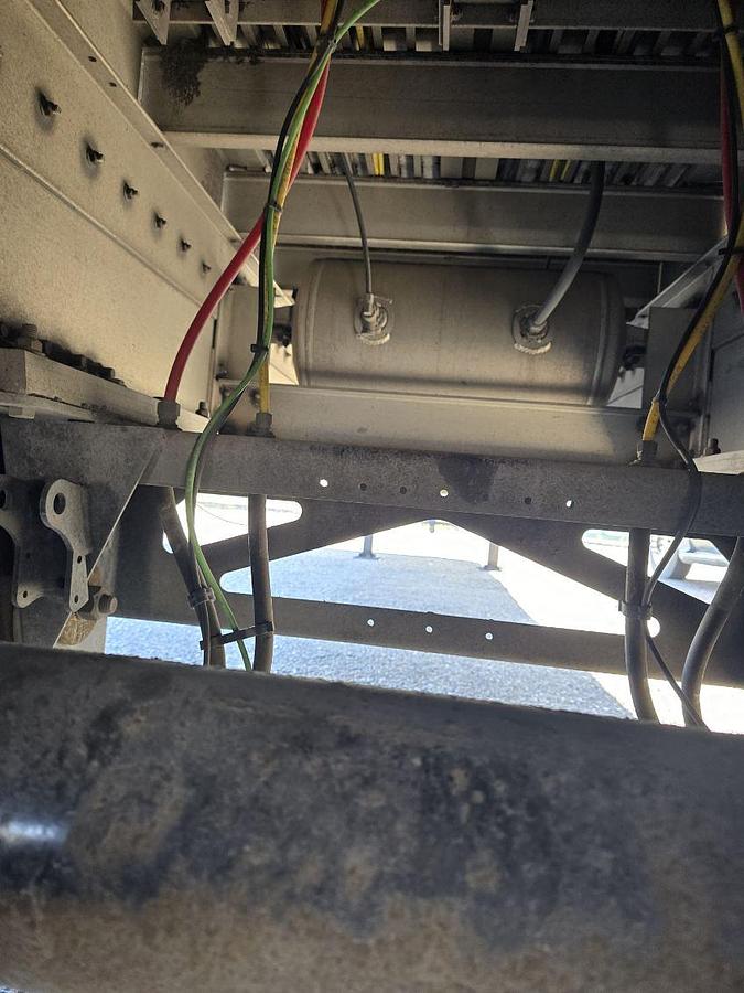 Used 2016 Flatbed 413