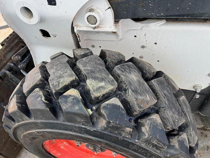 Used 2019 BOBCAT S740