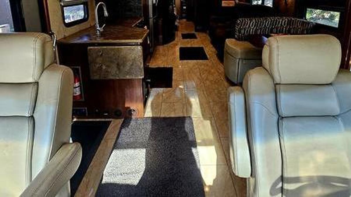 Used 2016 Forest River Georgetown XL 369DS