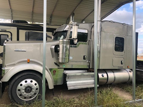 Used 2013 Kenworth Conventional Sleeper Semi