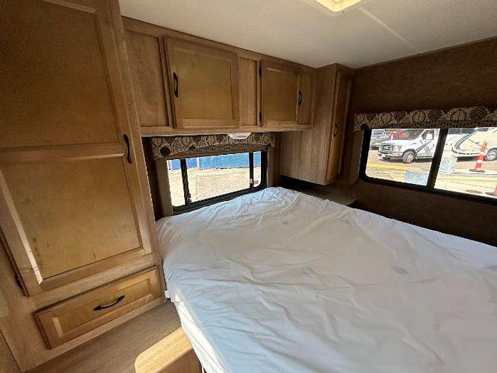 Used 2015 Coachmen Freelander 27QB