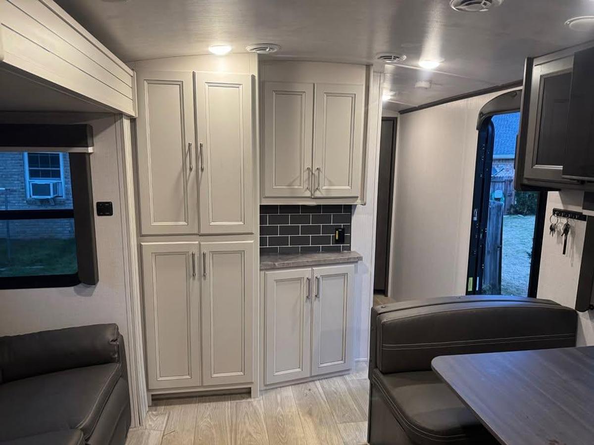 Used 2024 Keystone Cougar 25MLE