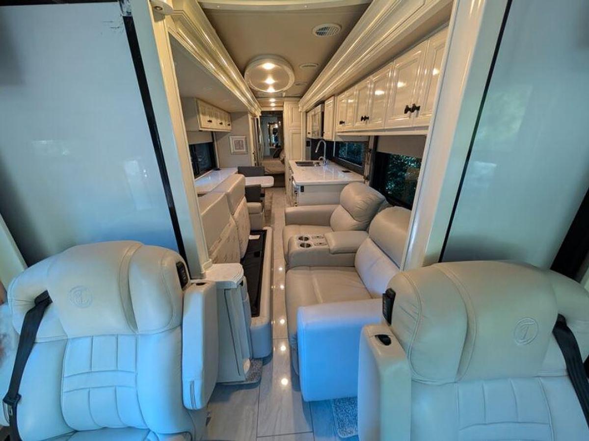 Used 2022 Tiffin Motorhomes Allegro Bus 40IP Class A Motorhome
