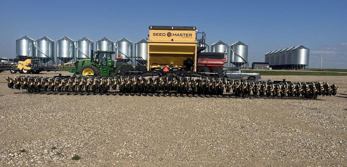 Used 2024 SEEDMASTER ULTRA SR Air Seeder