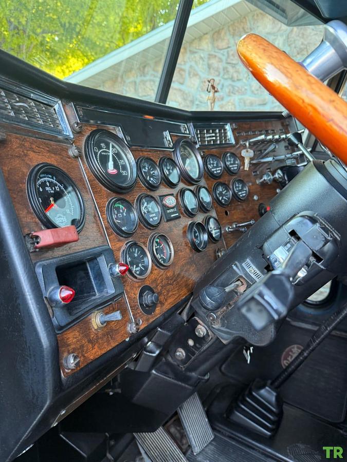 Used 1993 Peterbilt 379
