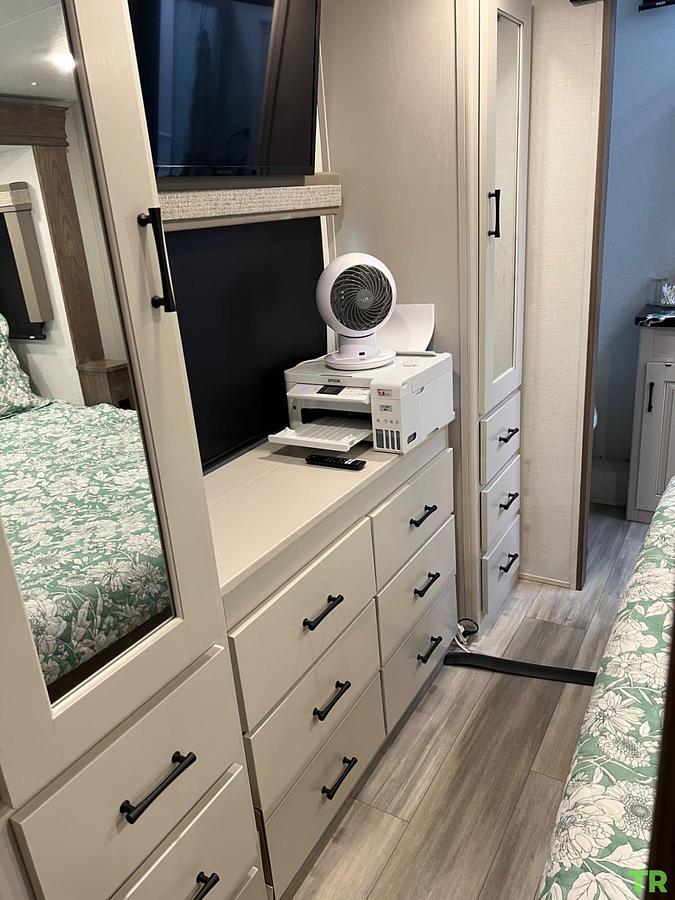 Used 2023 Alliance Paradigm 395DS Fifth Wheel