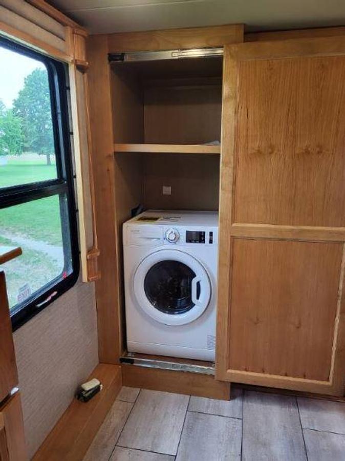 Used 2020 Vanleigh Beacon 39 RLB Fifth Wheel