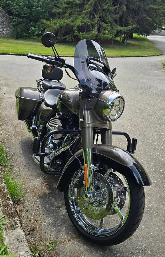 Used 2014 Harley Davidson Road King
