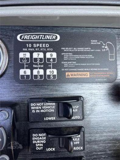 Used 2006 Freightliner COLUMBIA 120