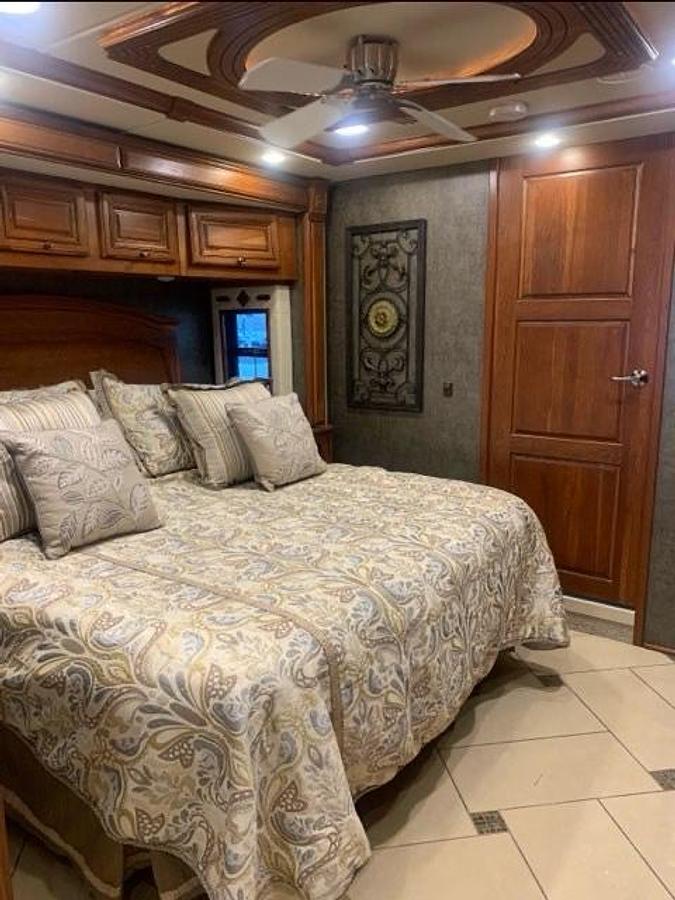 Used 2014 Winnebago Tour 42QD Class A Motorhome