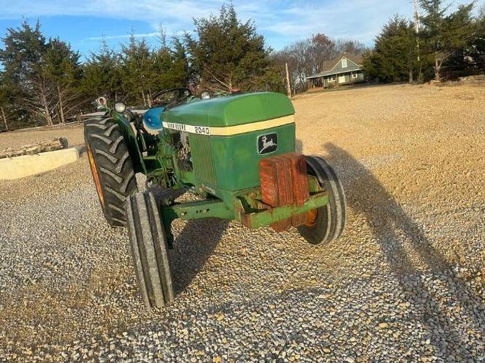 Used 1977 JOHN DEERE 2040