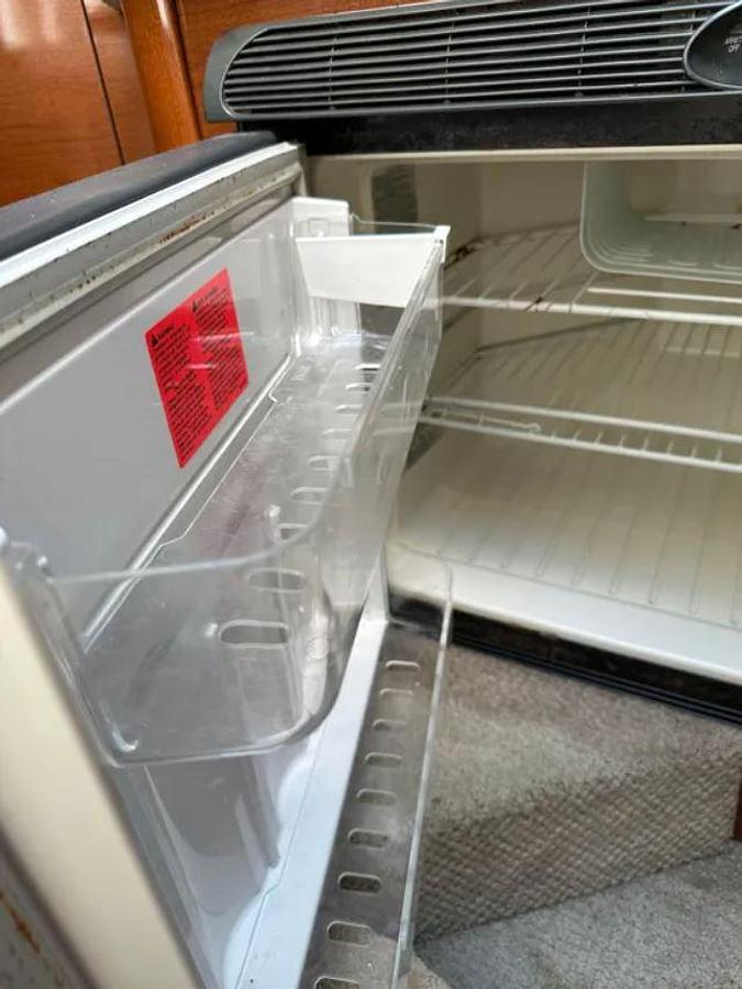 Used 2008 SeaRay Sundancer 260 28’