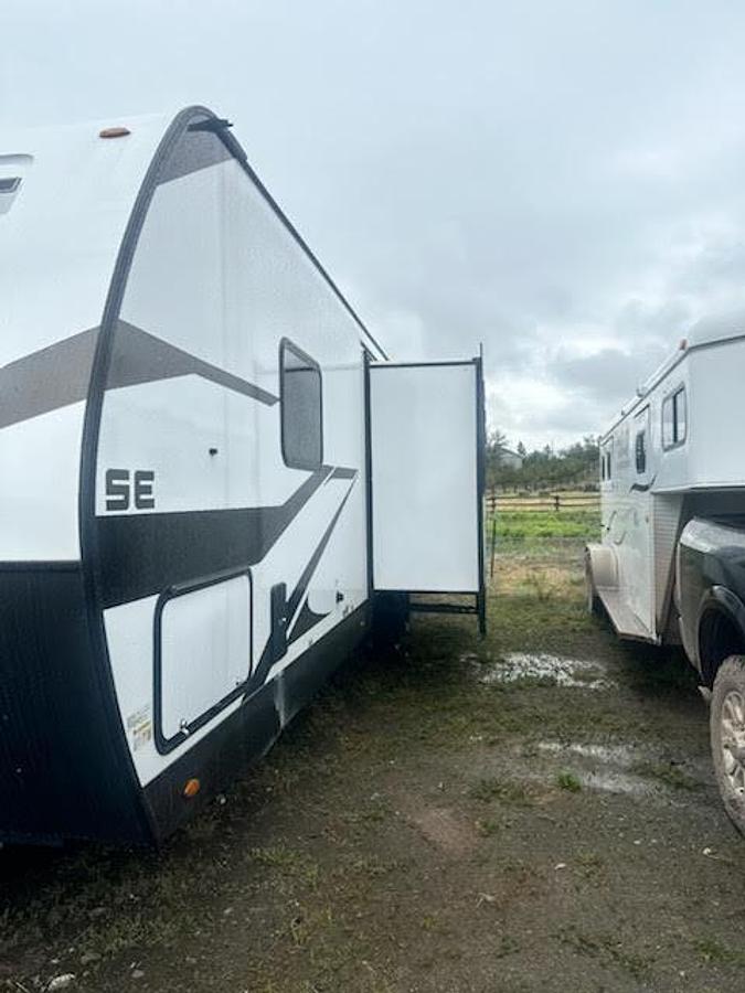 Used 2025 KZ Connect 301BHKSE