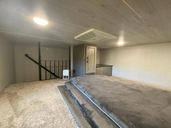 Used 2021 Keystone Residence 401LOFT