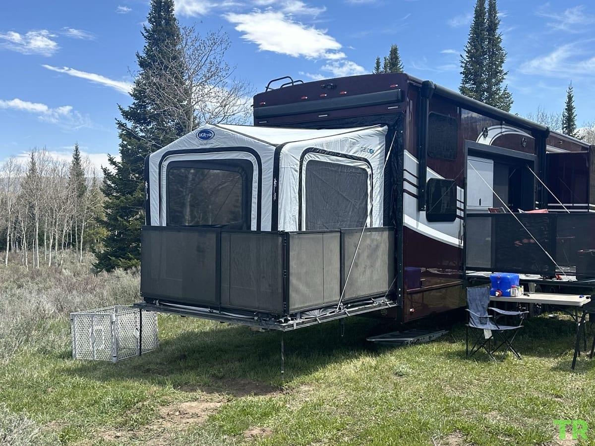 Used 2026 Luxe 48FB Toy Hauler