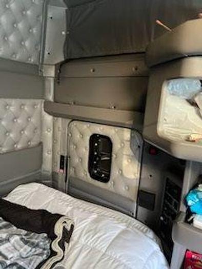 Used 2016 KENWORTH T800