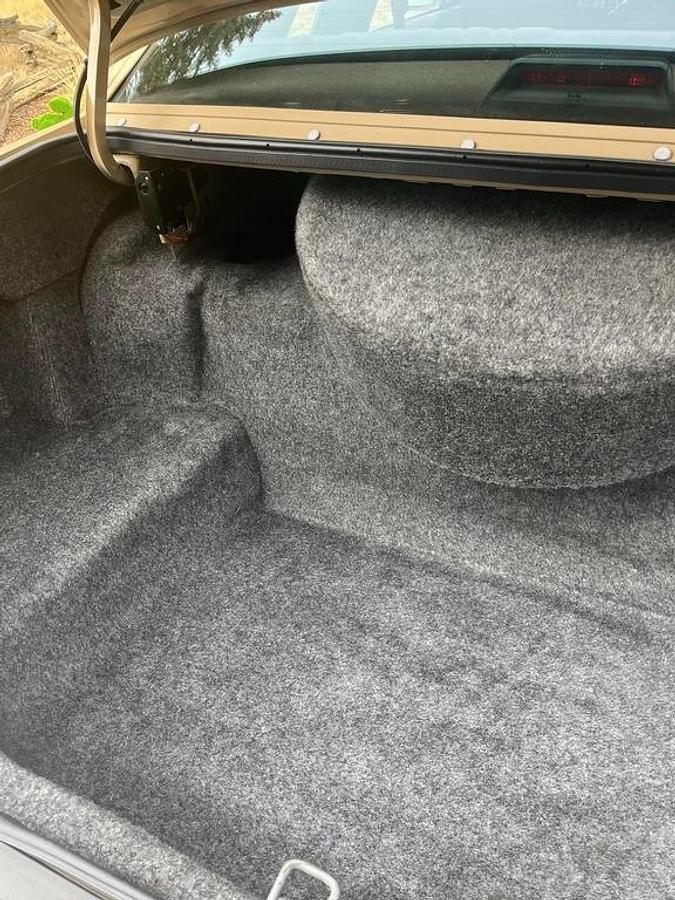 Used 1986 Ford Crown Victoria