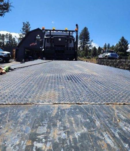 Used 2008 Freightliner BUSINESS CLASS M2 106