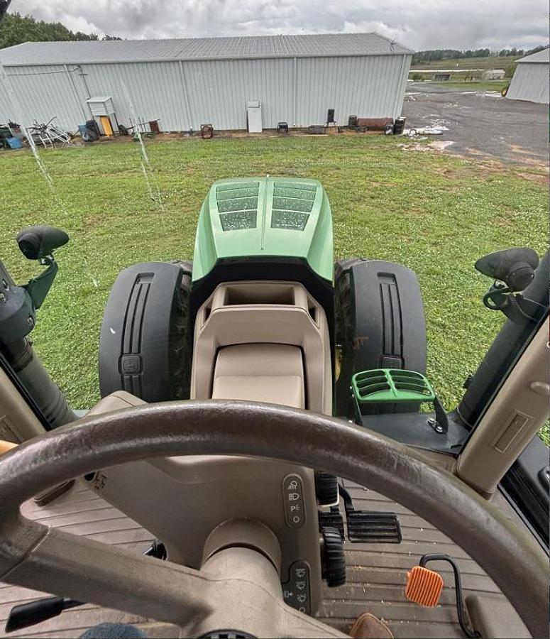 Used 2011 John Deere 7200R