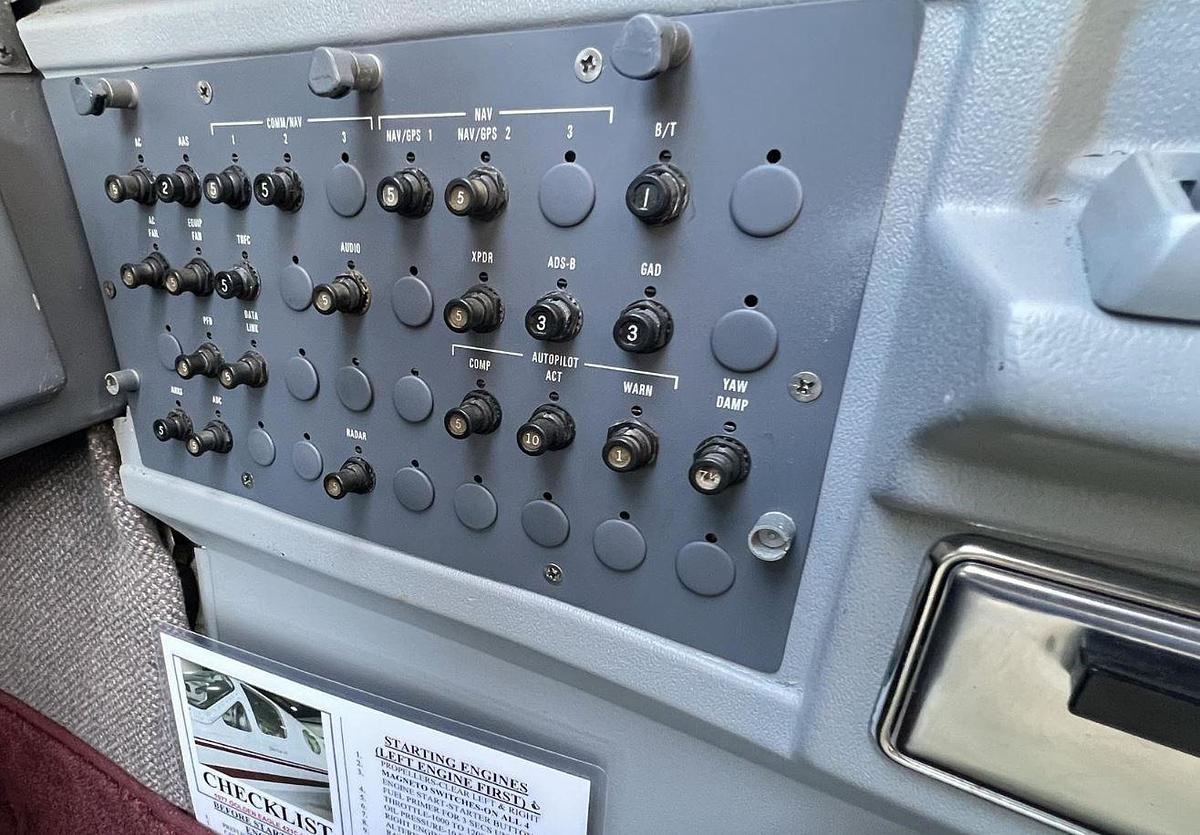 Used 1977 CESSNA 421C