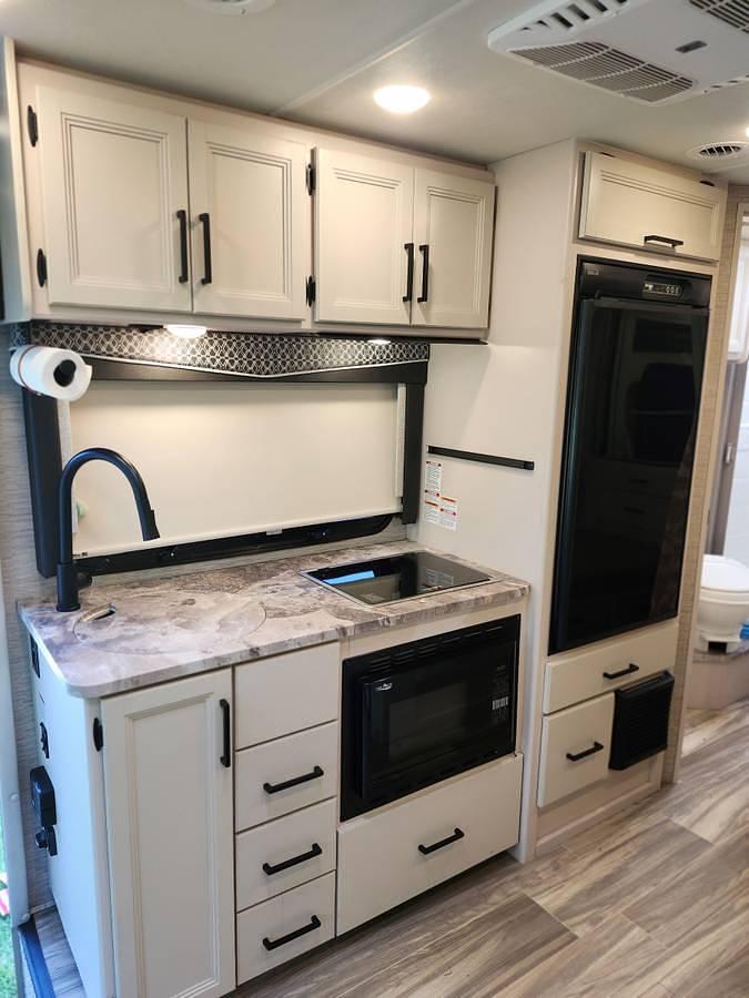 Used 2022 Thor Motor Coach Compass AWD 23TW