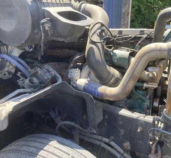 Used 2006 Volvo VT64T880