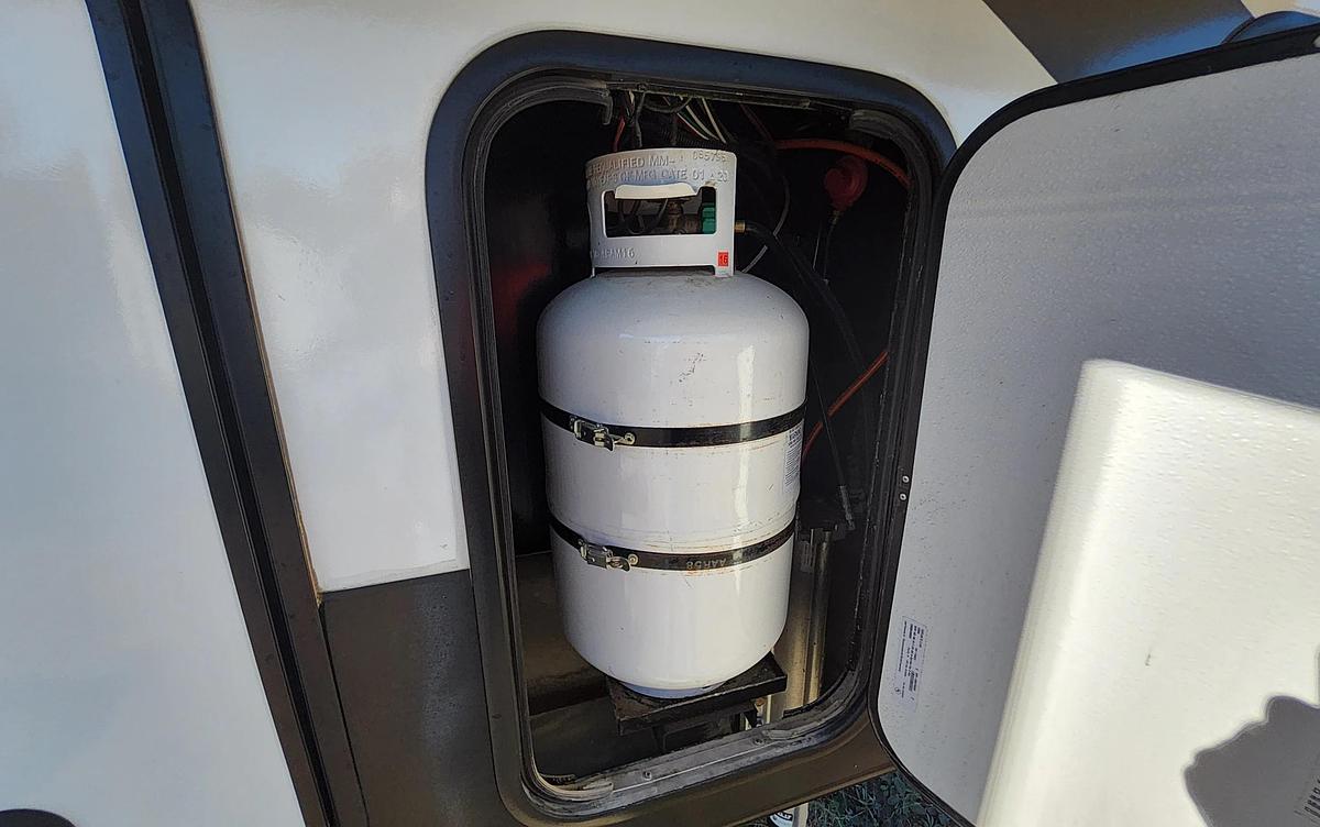 Used 2020 Heartland Bighorn Traveler 38FL Fifth Wheel