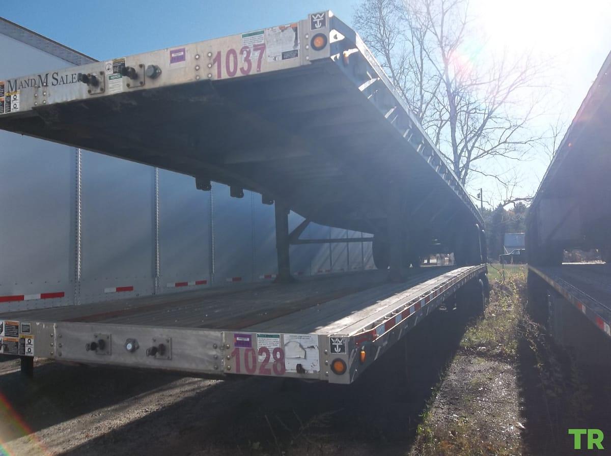 Used 2012 Aluminum Flatbed Semi Trailer