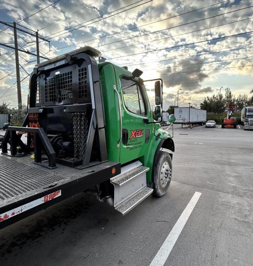 Used 2015 Freightliner M2 106 Rollback Tow Truck
