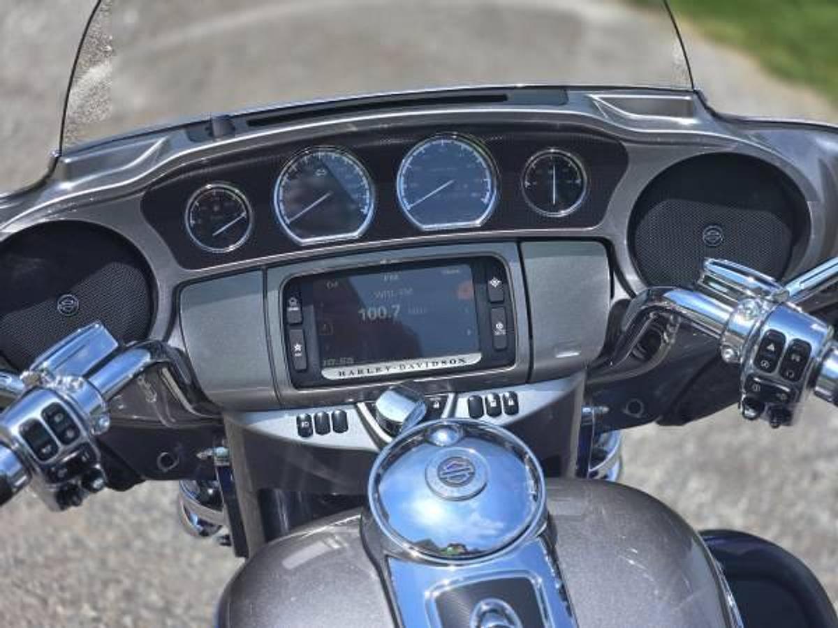 Used 2016 Harley-Davidson FLHTKSE CVO Ultra Classic