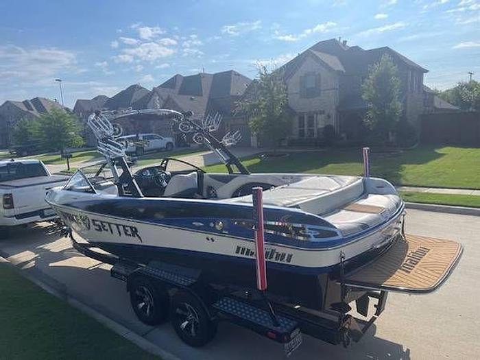 Used 2012 Malibu Wakesetter 247 LSV