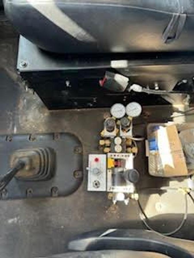 Used 2015 Peterbilt 567 Dump Truck