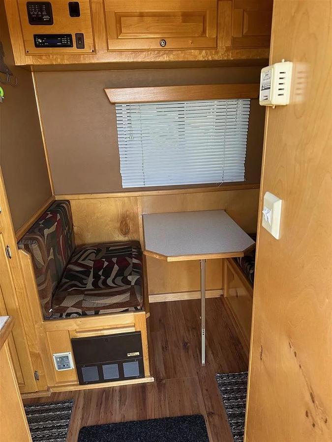 Used 2005 Classic Gold Series 3 Horse Trailer