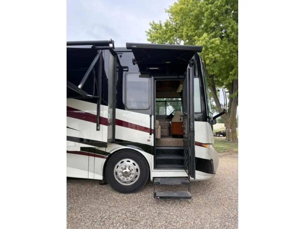 Used 2019 Tiffin Allegro Red 37PA