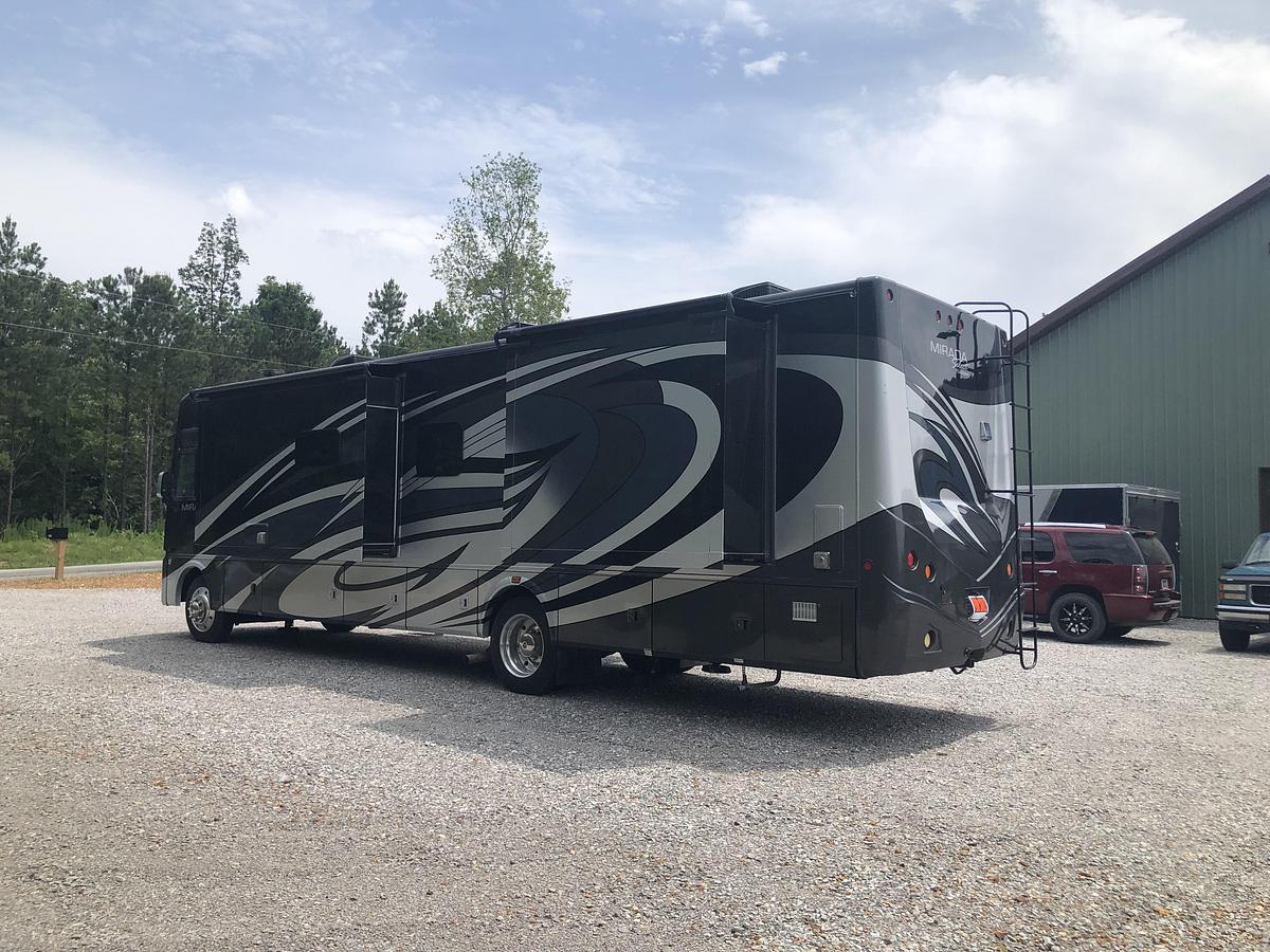 Used 2019 Coachmen Mirada Select 37SB Class A Motorhome