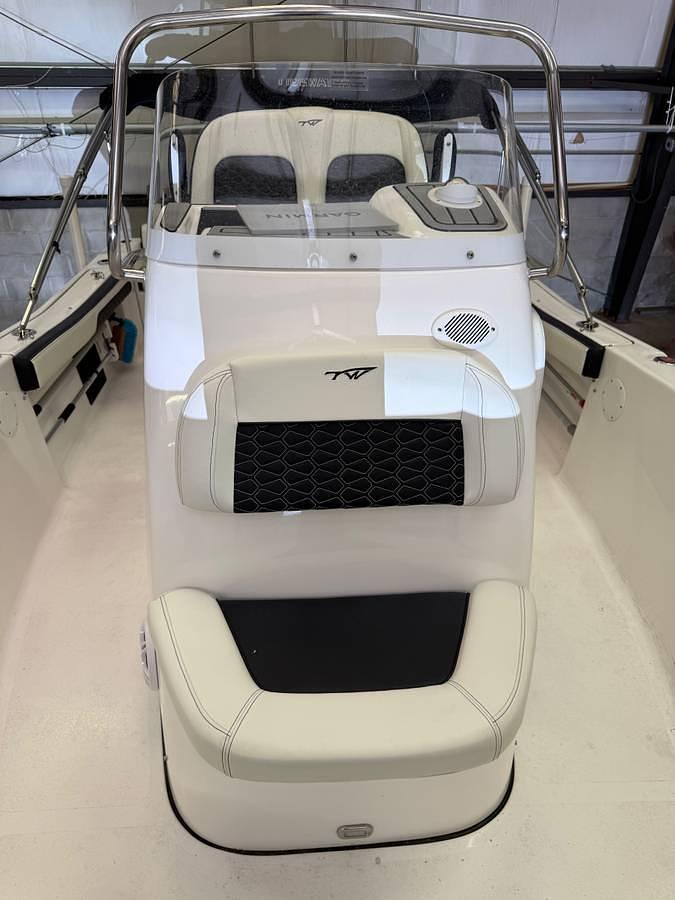 Used 2024 Tidewater 198CC Center Console Boat