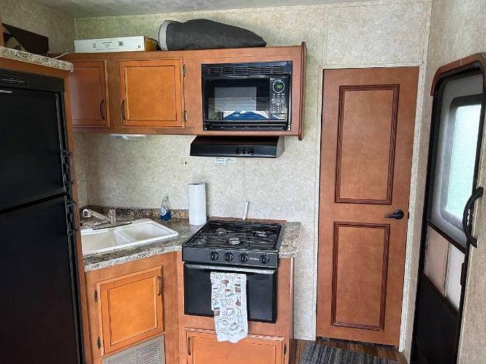 Used 2014 Gulf Stream Track & Trail 24RTH