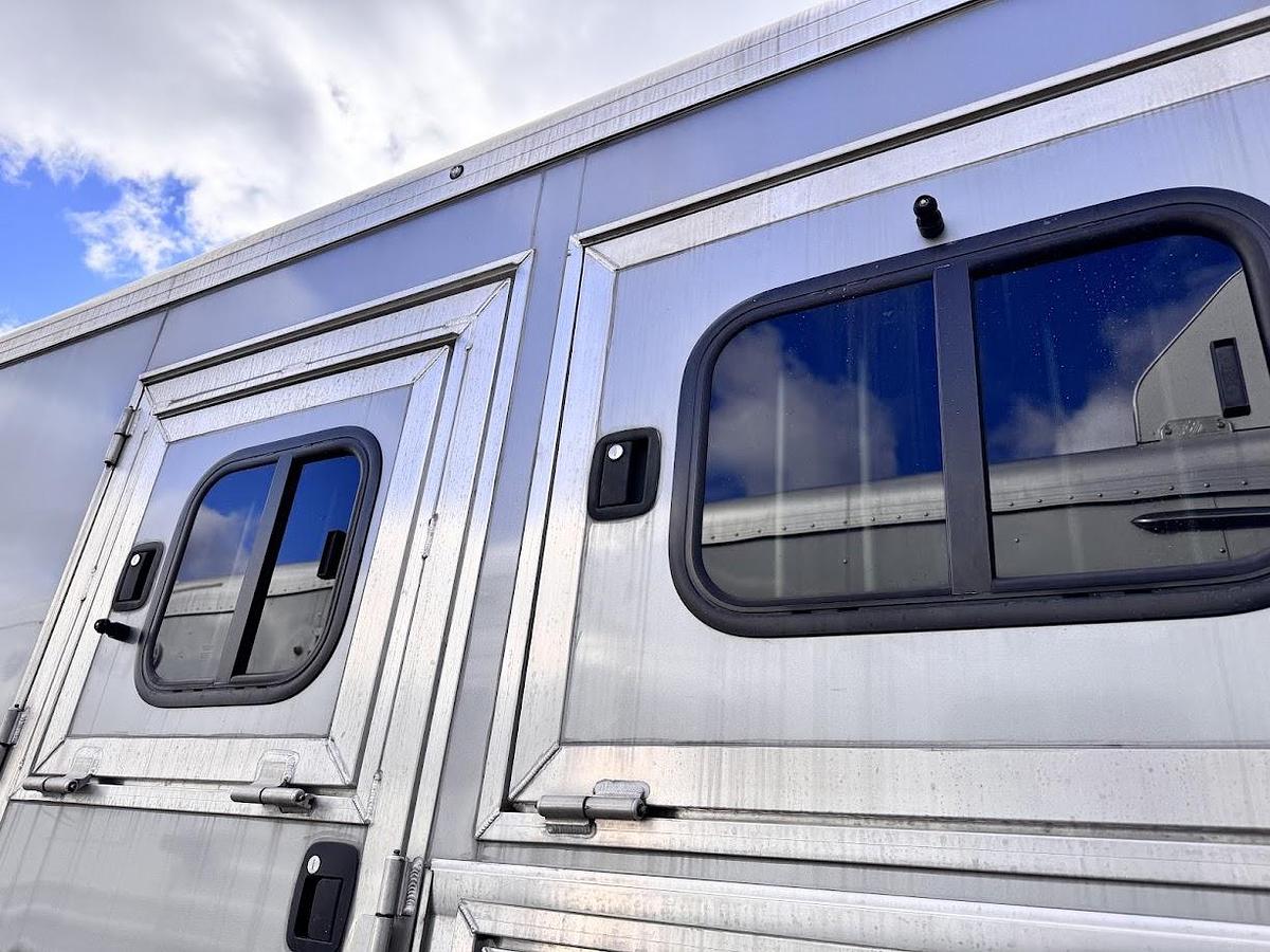 Used 2022 Cimarron Norstar 4 Horse Trailer