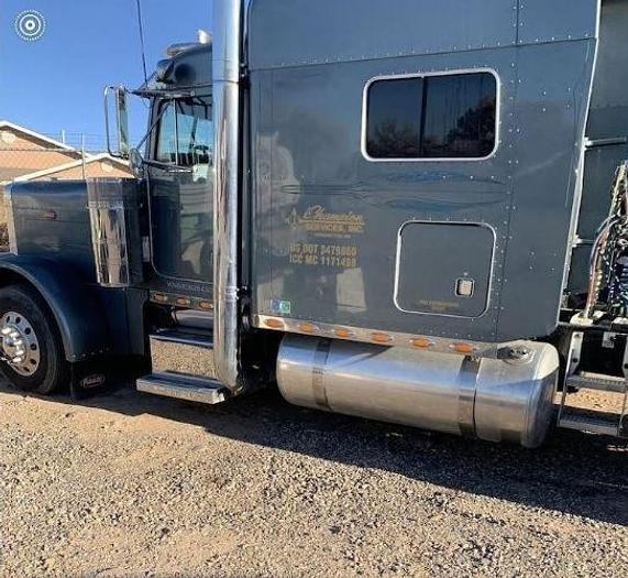 Used 2004 Peterbilt 379 EXHD