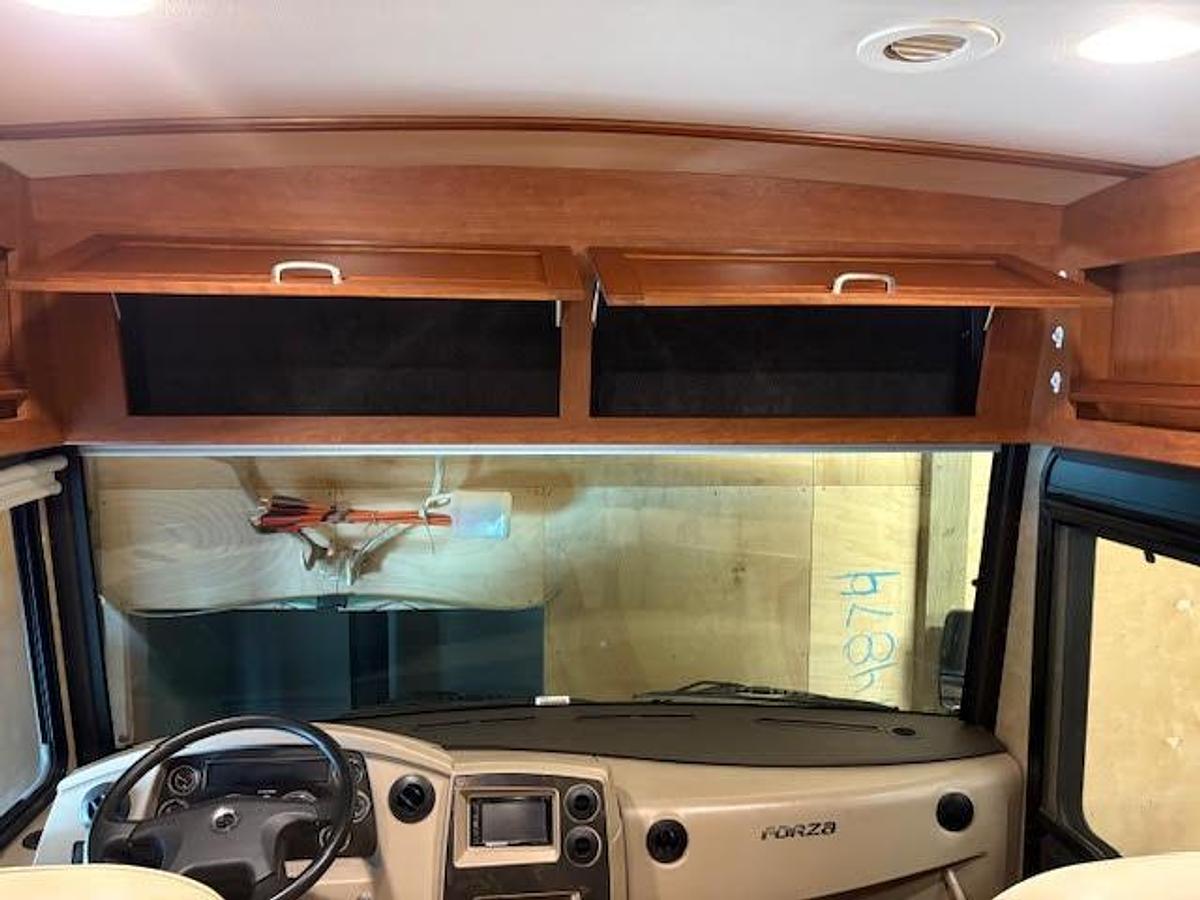 Used 2016 Winnebago Forza 36G Class A Motorhome