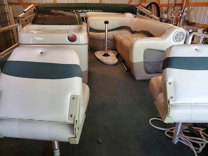 Used 2006 Suntracker Signature Series Fishin Barge