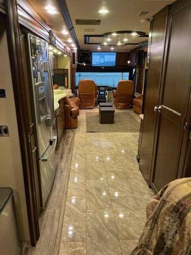 Used 2015 American Coach American Revolution 42T