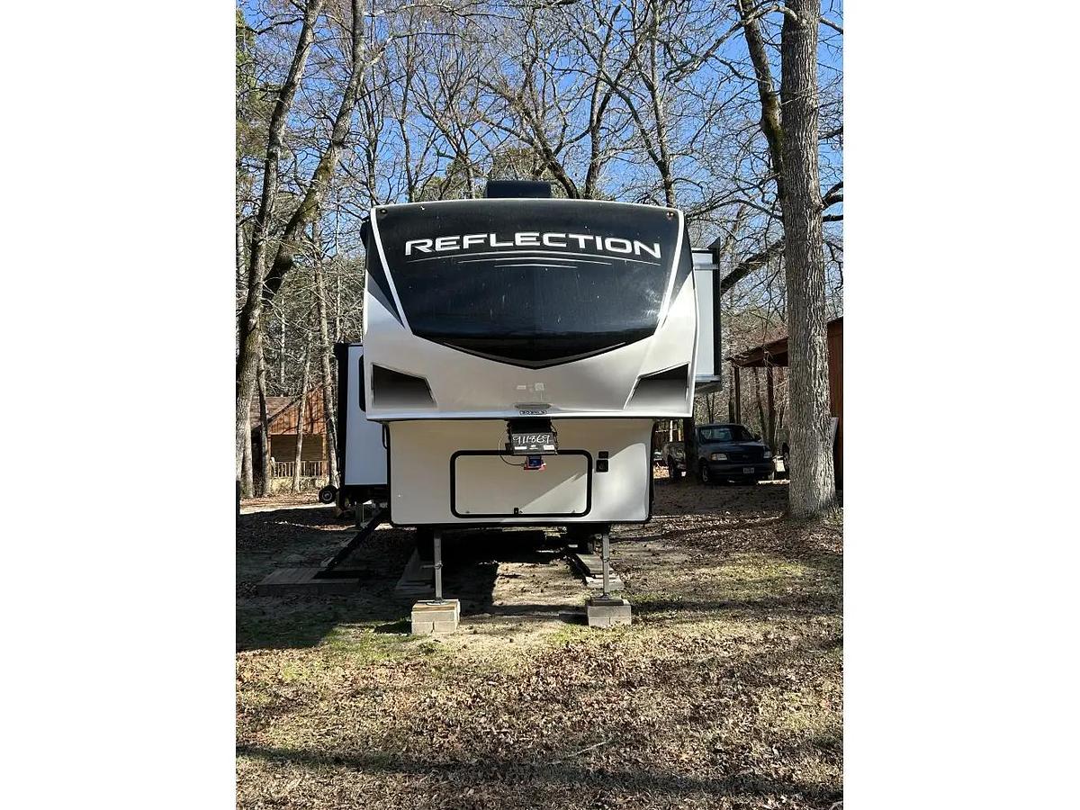 Used 2021 Grand Design Solitude 303RLS