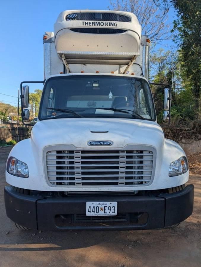 Used 2012 Freightliner Business Class M2