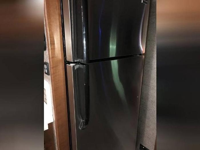 Used 2018 Forest River Berkshire 34QS