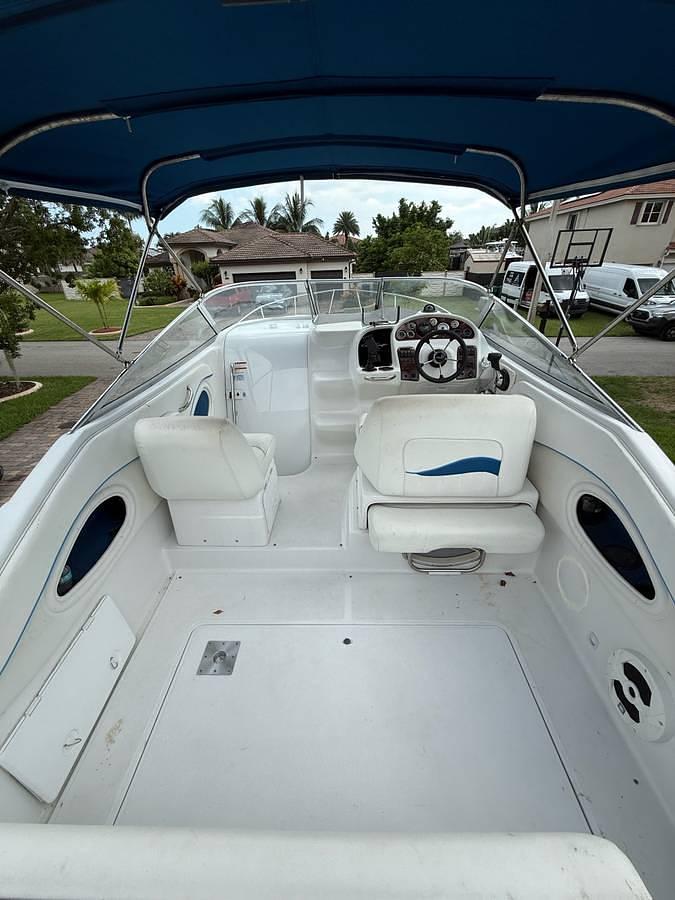 Used 1997 Chris Craft 26 Crowne
