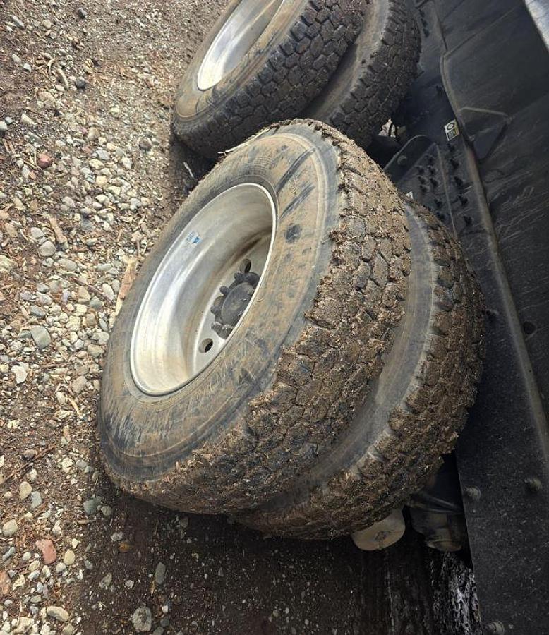 Used 2013 Altec AC38-127S Mounted on 2013 Peterbilt 379