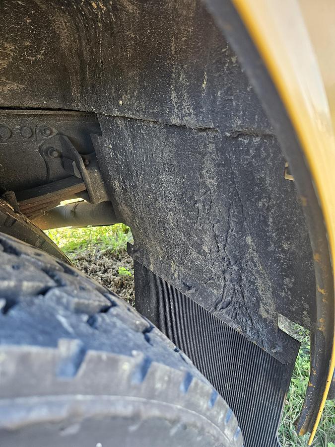 Used 2009 Freightliner Bus